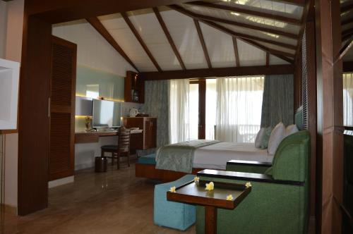 Beach Villa image 1