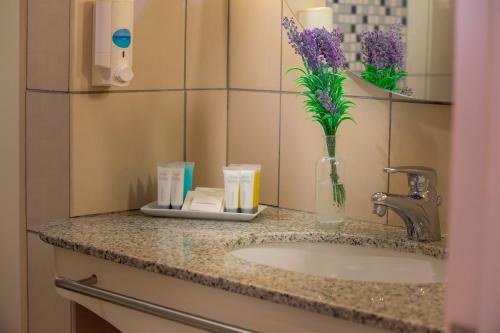 louis-althea-beach louis-althea-beach