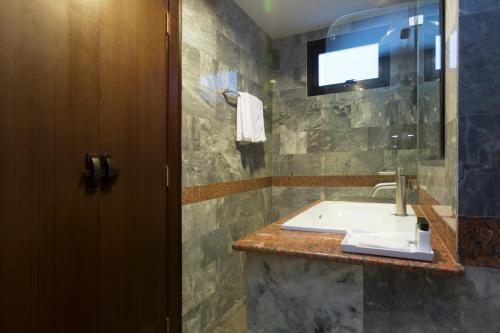 Initial Hua Hin Room Type - Superior King Room