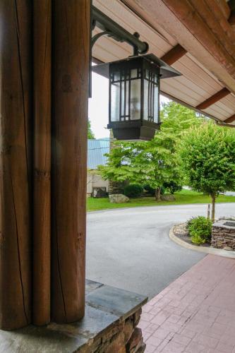 Baskins Creek Condos by Wyndham Vacation Rentals Gatlinburg (TN)