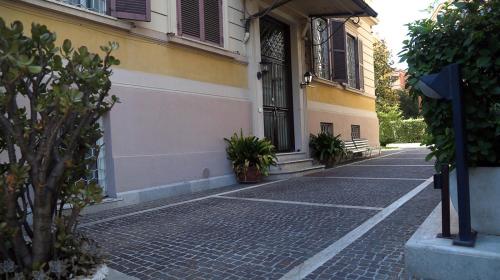 ROMA ROOM HOTEL – Rome