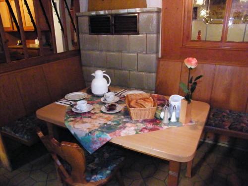 Restaurante, Pension Hofmann-Schmolzer in Rothenburg Ob Der Tauber