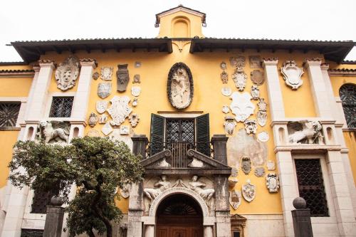 Casa Anna - Tap to explore photos