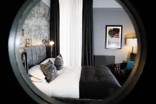 1 queen bed