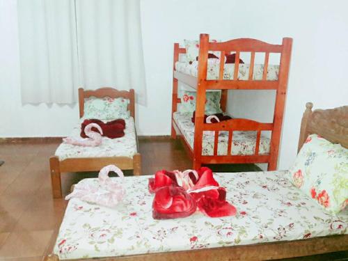 1 bunk bed