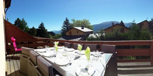 Résidence Campredon - 6 à 8 pers - Terrasse 25m2 plein sud - Jardin - Internet - Parking - Navette pied du logement - Linge Inclus - Ménage en option - Apartment - Font Romeu