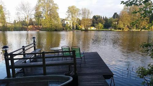 Holzhaus am See - image 2