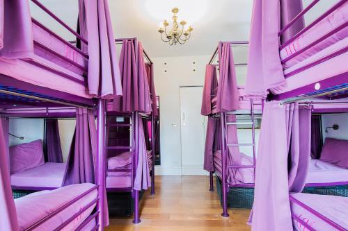 Safestay York Micklegate Room Type - Bed in 8-Bed Male Dorm Ensuite