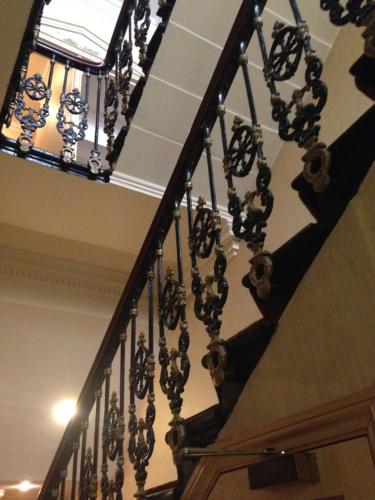 Troy Hotel - image 14
