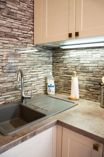 Apartment Havelska - image 8