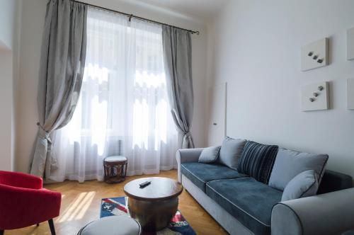 Apartment Havelska - image 2