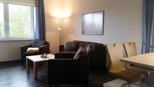 Two-Bedroom Apartment (3-4 Adults) image 6