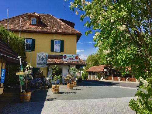 Apfelwirt in Stubenberg, Österreich