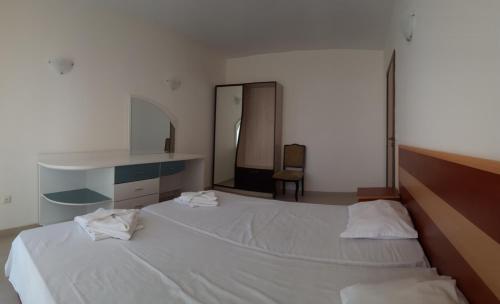 Aparthotel Golf Coast - main image