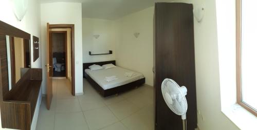 Aparthotel Golf Coast - image 5