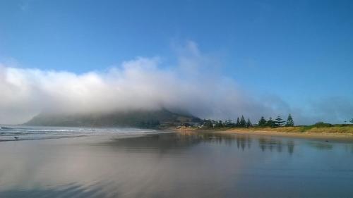 . @ the beach & not quite @ the beach Holiday Cottages - Stanley