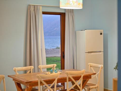 Kitchen, Niriides Apartments in Mithimna