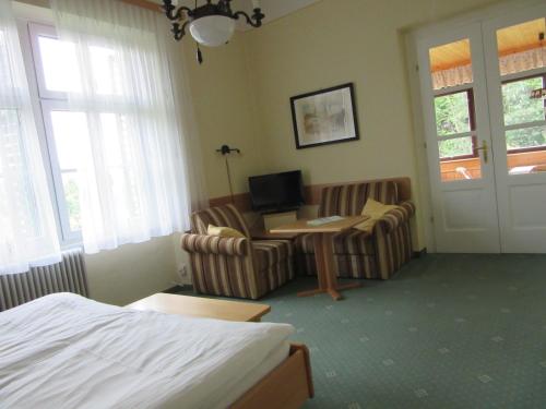 Large Double Room