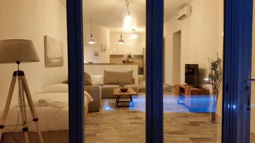 Abelomilos Exclusive Villa - image 4