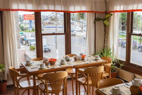 Hotel Bahia Nueva in بويرتو مادرين