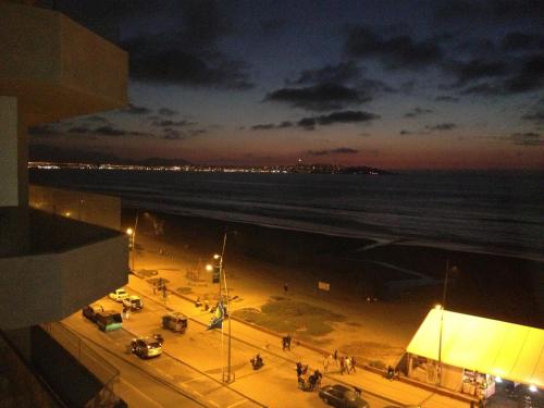 El Faro Premium Frente al Mar - image 3