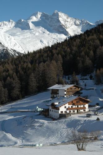 外部景觀, 博格瑟夫旅館 (Berggasthof Steckholzer) in 布倫納山口格里斯