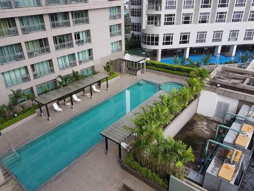 ORTIGAS 2 Br Corner Unit With 2 Queen Across Shangrila, Manila (fotografie 3)