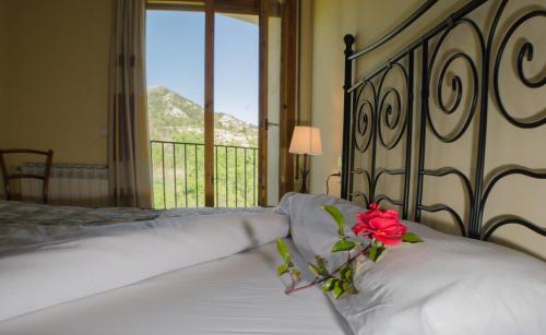 2 bedrooms, 3 beds