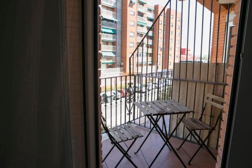 ApartUP Las Naves - image 9