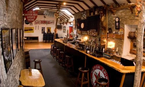 Mills Inn - image 9
