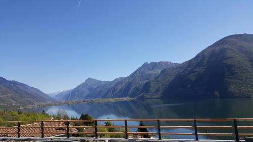 Rocca d'Anfo B&B-Apartments Lake View