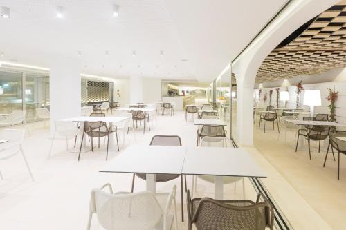 Ebano Hotel Apartments & Spa - image 10