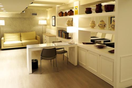 Serennia Exclusive Rooms - image 9