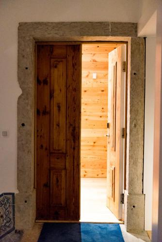 Flora Chiado Apartments - image 3