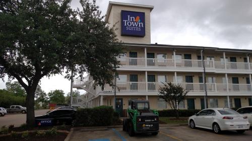 InTown Suites Extended Stay Houston TX - Hobby Airport in Houston, USA