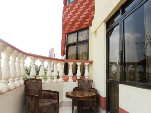 Palmers Hotel Ltd