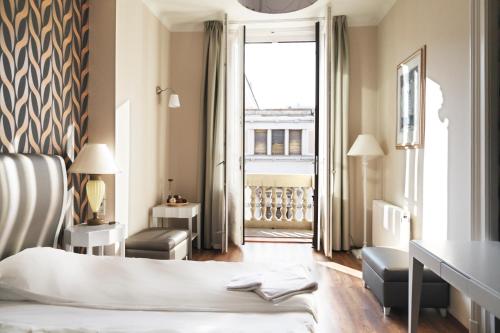 hotel photo