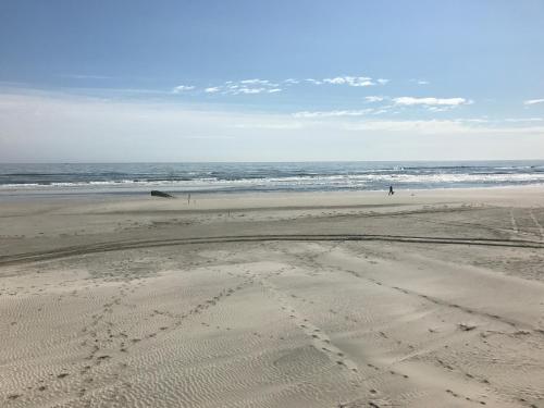 Saratoga Resort in Wildwood Crest, USA