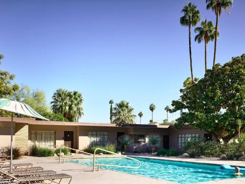 The Hideaway - 21 and Over - A Town & Desert Boutique Hotel - image 2