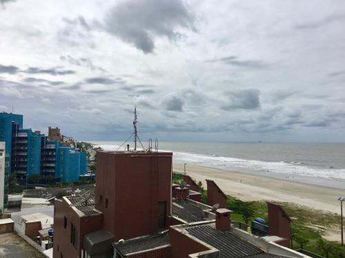 Cobertura com linda vista e amplo terraco na Av Atlantica 850