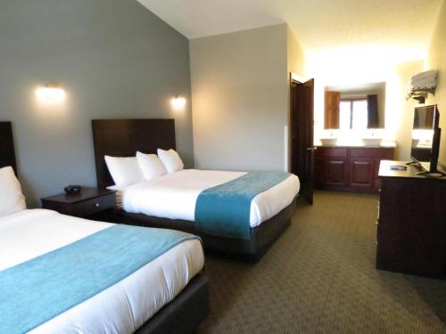 Edgewater Hotel and Suites - Put-in-Bay