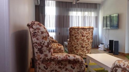 Khayatz Apartment - image 10