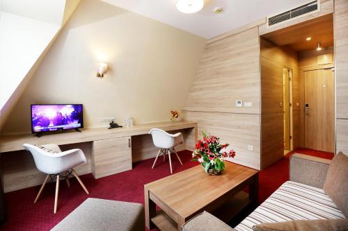 Hotel COOP Sofia - image 7