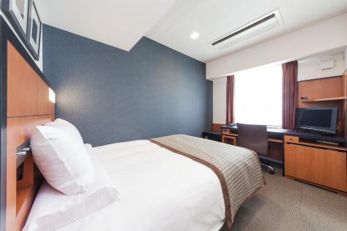 Standard Double Room with Kitchenette - Smoking image 2