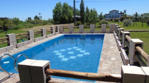 2 bedrooms, 5 beds
