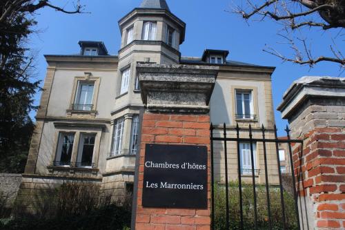 Les Marronniers