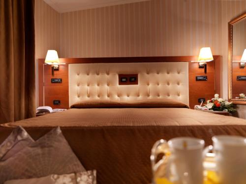 Hotel Ariston - image 2