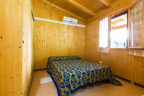 Chalet (6 Adults) image 1