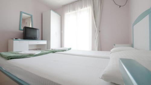 Apartments Miković - image 9