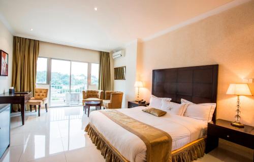Mikhael's Hotel
